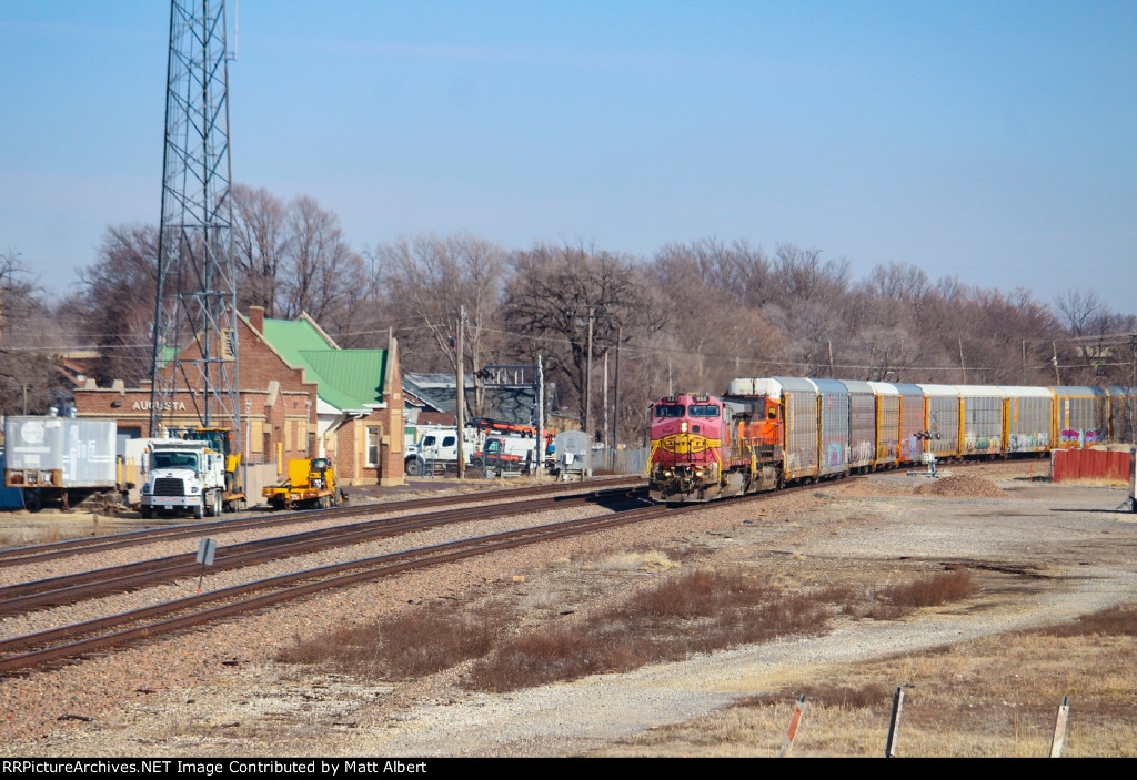 BNSF 685 on V FTMPEA